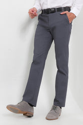 Cardinal Celana Panjang Chinos Regular Fit Pria F2044BK04B